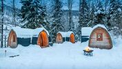 Glamping Resort Atzmänning mit Holz-Iglus, Schweiz