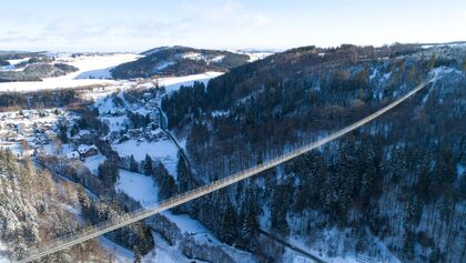 Skywalk Willingen - Hängebrücke im Winter