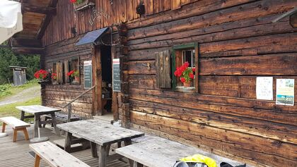 OD 2018 Berghütte Ellmaualm Salzburger Land Österreich Wandern Einkehren Huette